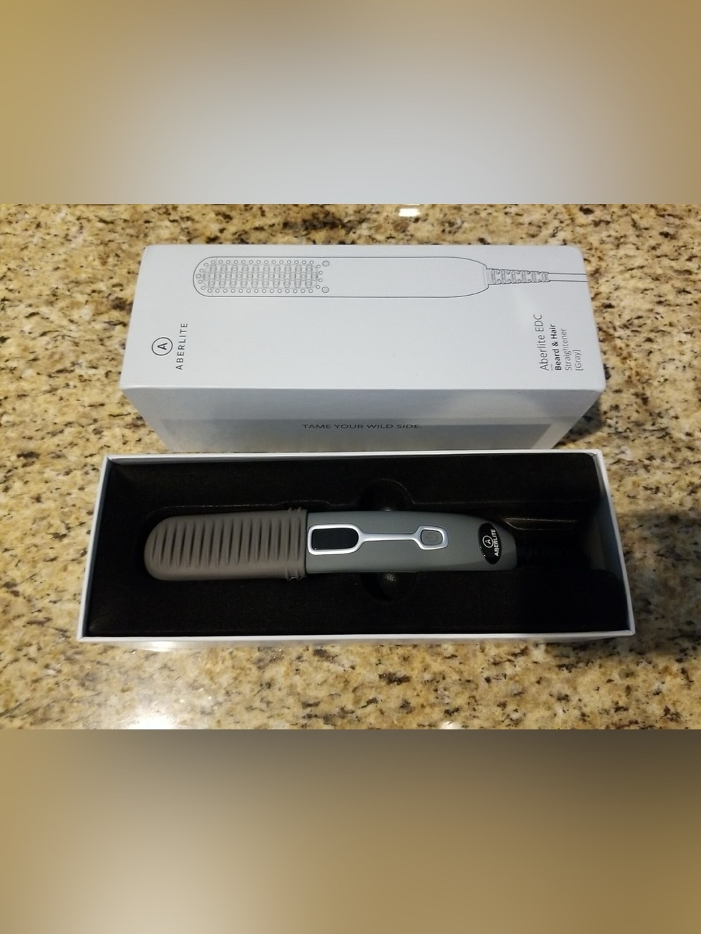 Aberlite Electric Hair Straightening Brush - in BLACK